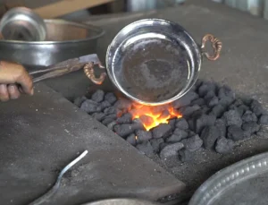 Malatya’da Kalaycılığın Son Temsilcileri: Zanaat Tükeniyor, Usta Gözü Görmüyor