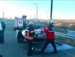 Malatya-Elazığ Karayolunda Zincirleme Kaza: Otomobil Takla Attı, 3 Yaralı