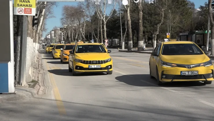 Malatya Taksicilerinden Zam Talebiyle Eylem