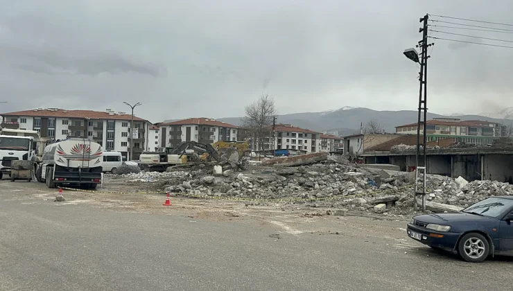 Malatya Sanayi Sitesi’nde Gergin Tahliye ve Yıkım Süreci