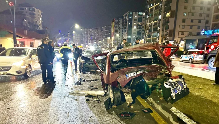 Malatya’da Zincirleme Kaza: 3 Yaralı