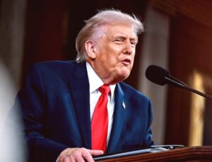 Trump’tan İran’a Süre Uzatımı: Hürmüz Krizi Tırmanıyor