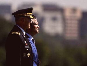 ABD Kara Kuvvetleri Komutanı Randy George Beklenmedik Şekilde Emekliye Ayrılıyor