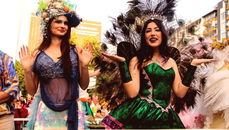 Adana Portakal Çiçeği Karnavalı Rekor Katılımla Tamamlandı