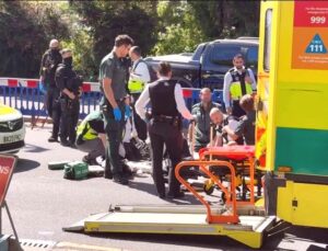 Londra’da Yahudilere bıçaklı saldırı: İki kişi ağır yaralı