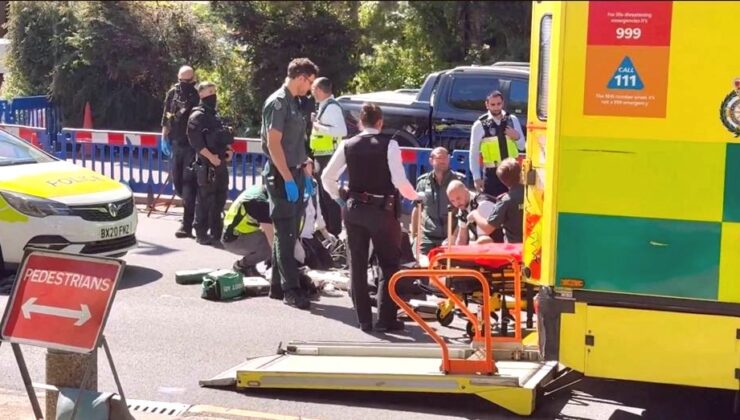 Londra’da Yahudilere bıçaklı saldırı: İki kişi ağır yaralı