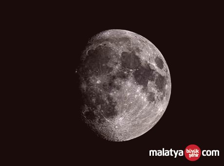 Ay’da Yeni Mineraller Keşfedildi: Çin Bilim İnsanlarından Önemli Adımlar