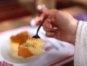 Çankırı’nın Coğrafi İşaretli Lezzeti: 20 Yumurtayla Yapılan Tatlı Gidenleri Büyülüyor