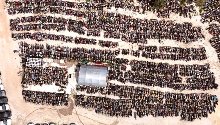 Yediemin Otoparkları Araç Mezarlığına Döndü: Lüks Aracın Akıbeti Muamma