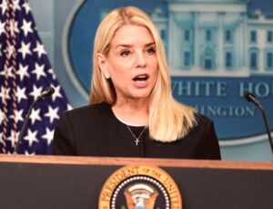 Adalet Bakanı Pam Bondi Görevden Alındı, Yerine Vekil Atandı