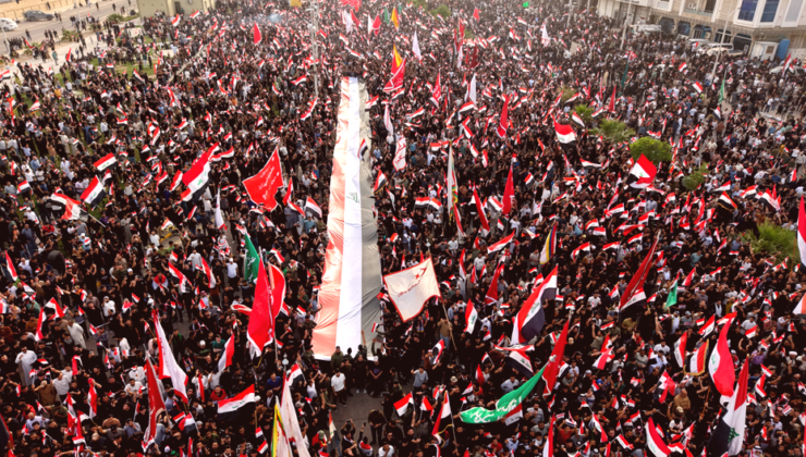 Irak’ta Binler ABD ve İsrail’i Protesto Etti
