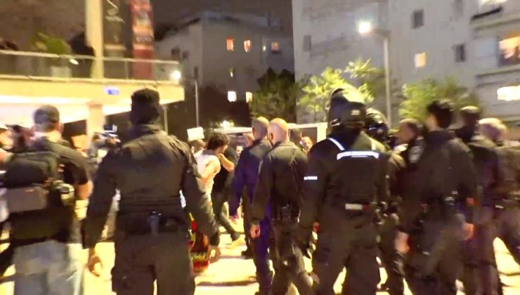 İsrail’de Savaş Karşıtı Eyleme Polis Müdahalesi