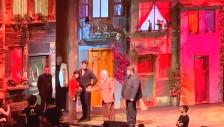 Müjdat Gezen’in Tartışma Sonrası Rahatsızlanmasıyla Gırgıriye Müzikali İptal Oldu