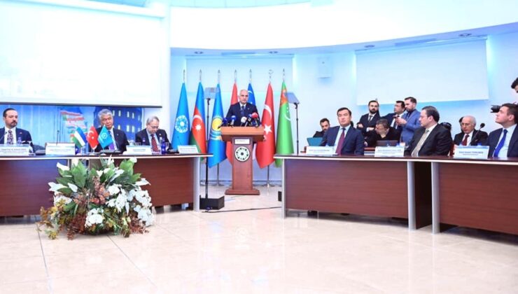 Bakan Ersoy’dan Dijital Çağda Kültürel Yozlaşma Uyarısı