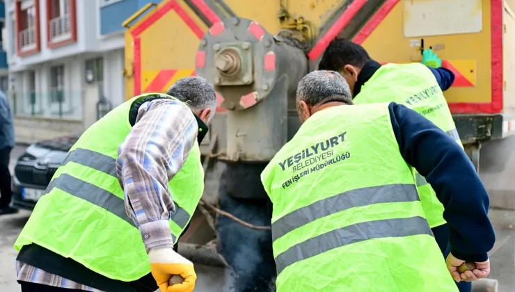 Yeşilyurt’ta Kışın Ardından Kapsamlı Yol Çalışmaları Başladı