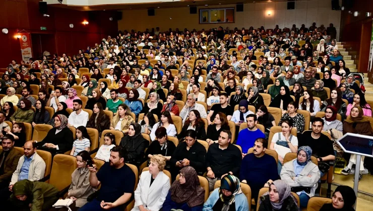 Aile İçi İletişim Konferansı Yoğun Katılımla Gerçekleşti: Çocuklar ve Ebeveynler İçin Yol Haritası