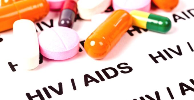 Türkiye’de HIV Vakalarında Endişe Veren Artış: İleri Evre Tanılar Yaygınlaşıyor