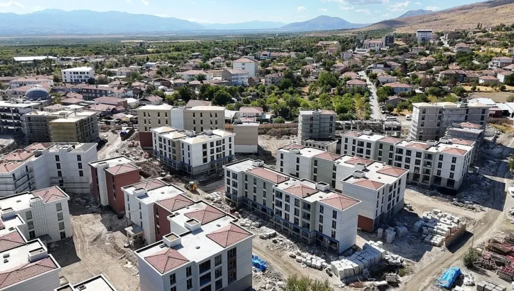 Akçadağ Adının Kökeni: Doğanın Renkleri ve Tarihin İzleri