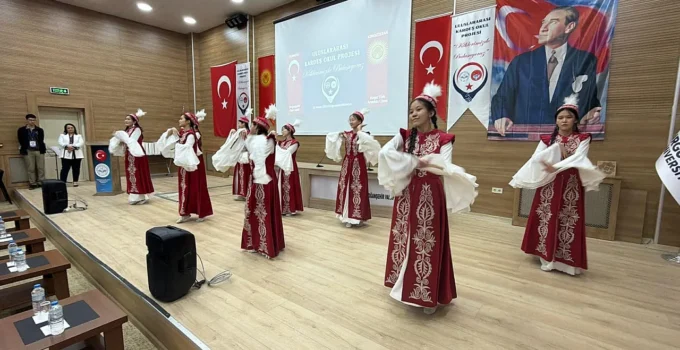 Doğanşehir’de Kırgız Kültürü Rüzgarı Esti: Köklerimizde Buluşuyoruz Projesi Başladı