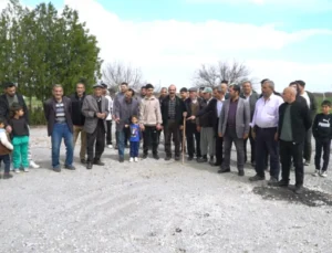 Suluköy’de Yıkılan Okul Yerine Yenisi Yapılmadı, Vatandaş Tapusunu Verdi Bekleyiş Sürüyor