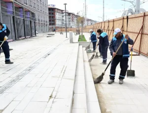 Akpınar Çarşısı’nda Yeniden Doğuş: Molozlar Kalkıyor, Esnaf Yerine Geçiyor