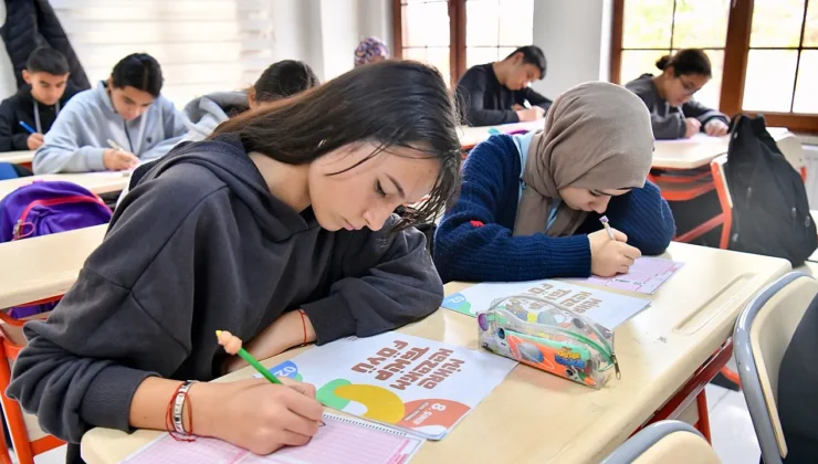 Öğrencilere 7500 TL’ye Varan Eğitim Desteği Müjdesi