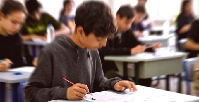 Yeni Sınav Sistemi Türkiye Geneline Yayılıyor: Bağlam Temelli Sorular Devrede