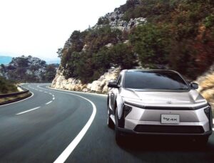 Toyota’dan Yeni Hamle: Elektrikli Araç Satışlarında Liderlik ve 1 Milyon Lira Fırsatı