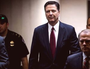 Eski FBI Direktörü Comey’ye Trump’ı Tehdit İddiasıyla Dava