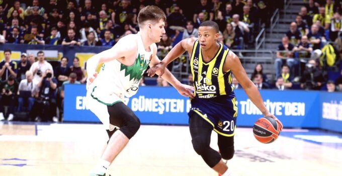 Fenerbahçe Beko, Zalgiris’i Deplasmanda Devirerek Sekizinci Kez Final Four’da