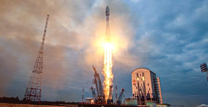 Soyuz-5 Roketi İlk Kez Başarıyla Test Edildi