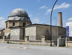 Malatya Ulu Camii: Anadolu’da Eşsiz Bir Selçuklu Mimarisi Harikası