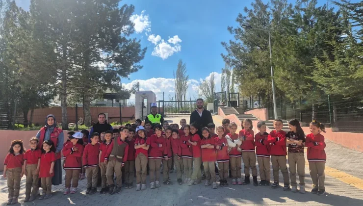 Minik Sürücüler Trafik Kurallarını Öğreniyor: Malatya’da Geleceğin Güvenli Yolcuları Yetişiyor