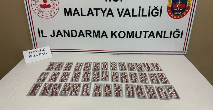 Malatya’da Uyuşturucu Operasyonu: 550 Sentetik Hap Ele Geçirildi, 2 Tutuklandı