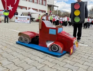 Doğanşehir’de Jandarma Destekli Trafik Bilinci