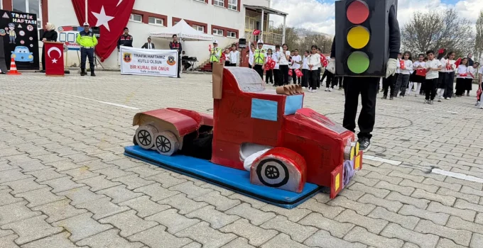 Doğanşehir’de Jandarma Destekli Trafik Bilinci