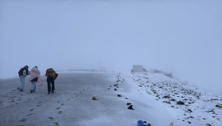 Nemrut Yolu Kar Altında Kaldı, Ulaşım Durdu