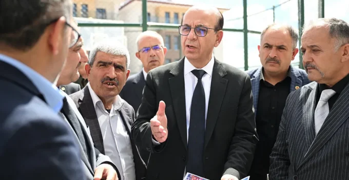 Yeşilyurt’ta Deprem Konutları Hak Sahiplerine Teslim Ediliyor