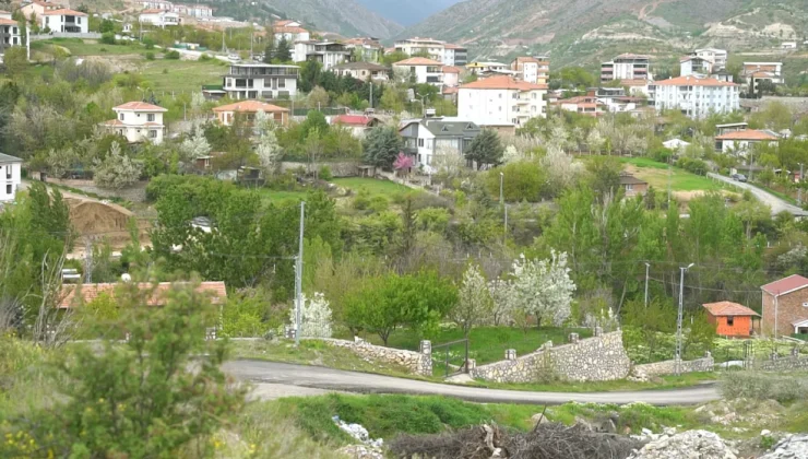 Yeşilyurt’ta Dönüşüm Başlıyor: 5 Mahalle İçin Meydan Projeleri Onaylandı