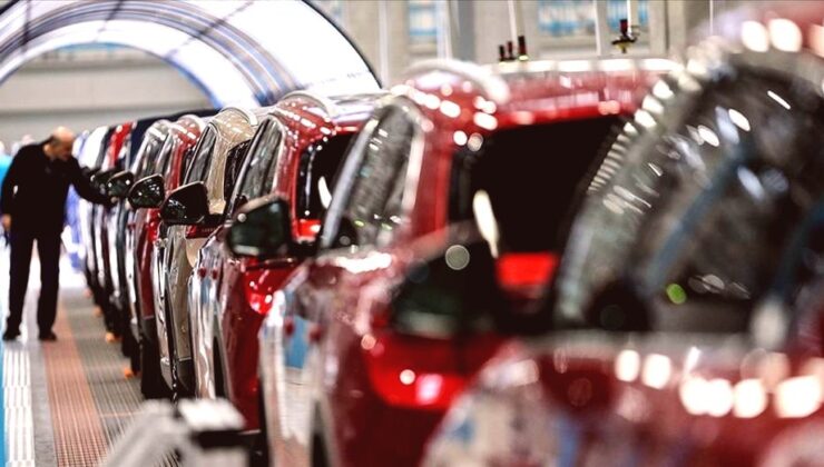 Satışlar Düşük Kalınca Otomobil Fiyatları Sabit Kaldı, Bayram Beklentisi Yükseldi