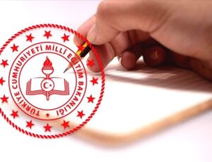 Fırtına ve Yağış Nedeniyle 3 İl ve Bazı İlçelerinde Okullar Tatil Edildi
