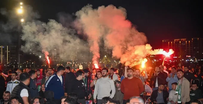Yeşilyurtspor’dan Tarihi Galibiyet: Malatya’da Coşku Sel Oldu