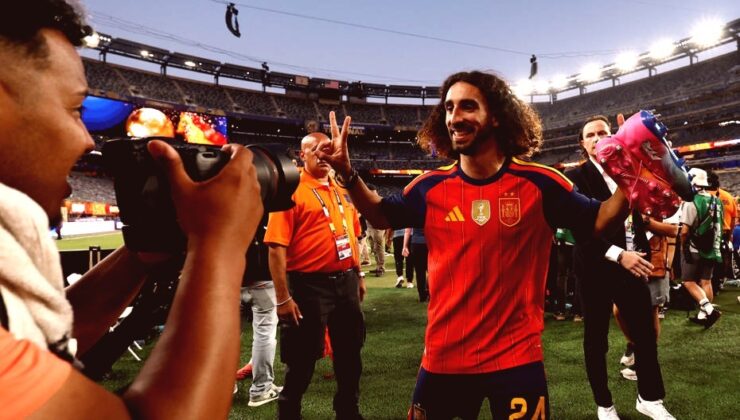 Marc Cucurella şampiyonluk sözünü tuttu: Koluna teknik direktörünü kazıdı