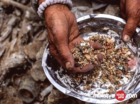 Gazze’de insani dram: Aşevi kuyruklarında saatler süren yaşam mücadelesi