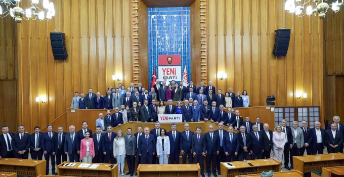 YENİ Parti TBMM Grubunda Görev Dağılımı: Veli Ağbaba Yönetimde